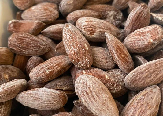 لوز مالح